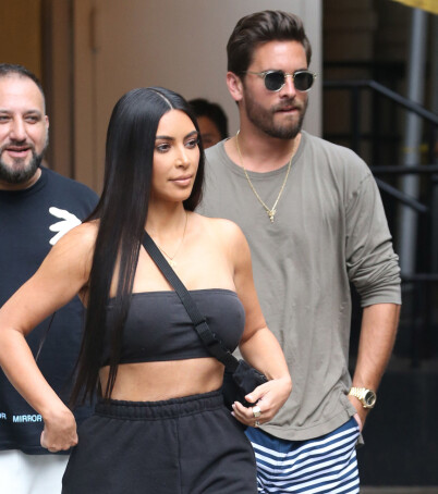 VISTE SEG PÅ GATA: Scott Disick avbildet sammen med Kim Kardashian i begynnelsen av august. Foto: NTB Scanpix VISTE SEG PÅ GATA: Scott Disick avbildet sammen med Kim Kardashian i begynnelsen av august. Foto: NTB Scanpix